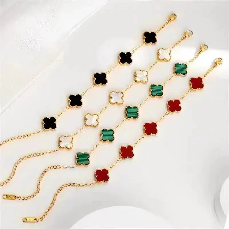 Verdant Clover Bracelet - Green - Image 2