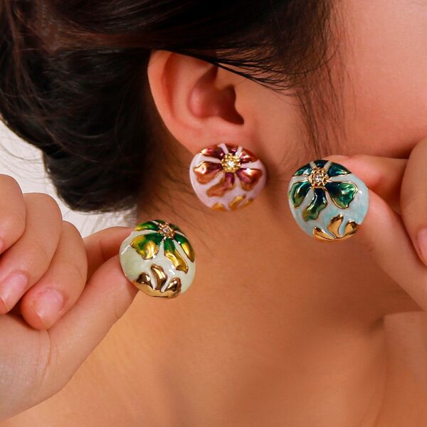 Flower Power Earrings - Image 3