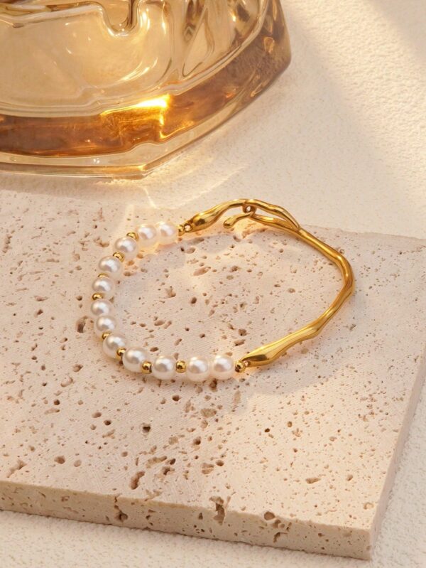 Alexis pearl bracelet - Image 2